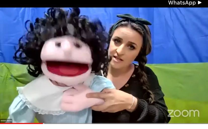 حكواتي الفانوس يزور رياض الأطفال